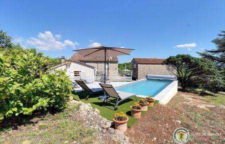 G&icirc;te n&deg;115723 Labeaume - Ard&egrave;che - Maison en pierres avec piscine priv&eacute;e et jardin magnifique