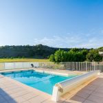 Piscine &agrave; partager avec le gite Le Thym n&deg;134011 et les propri&eacute;taires