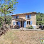 Belle maison ind&eacute;pendante avec espace ext&eacute;rieur clos et magnifique vue