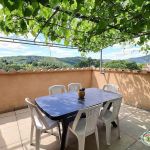 Magnifique terrasse avec vue sur les C&eacute;vennes