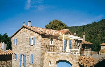 Le gîte avec sa terrasse Gîte n°189013 Ribes - Ardèche - Le gîte avec sa terrasse