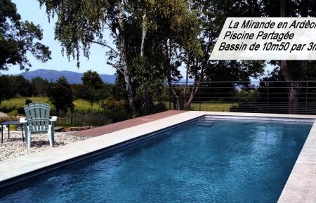 Piscine Partagée. Gîte n°194704 Rochessauve - Ardèche - Piscine Partagée.