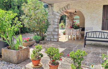 G&icirc;te n&deg;201711 Ruoms - Ard&egrave;che - Le petit Bara &agrave; Ruoms