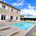 Belle maison indépendante au calme face aux vignes avec piscine privée chauffée Belle maison indépendante au calme face aux vignes avec piscine privée chauffée