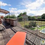 Maison ind&eacute;pendante avec piscine priv&eacute;e et vue sur les champs