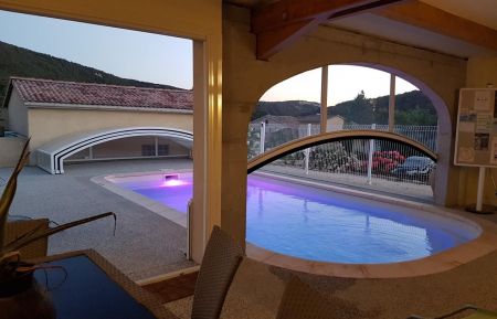 G&icirc;te n&deg;273703 Saint-Maurice-d'Ibie - Ard&egrave;che - piscine couverte et chauff&eacute;e, partag&eacute;e