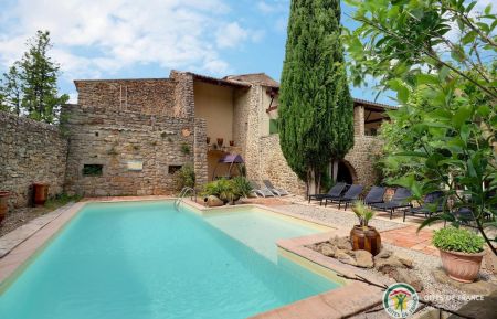 Mas des Molières avec piscine privée, ping-pong, belle cour et une vue sur la nature Gîte n°294717 Saint-Sauveur-de-Cruzières - Ardèche - Mas des Molières avec piscine privée, ping-pong, belle cour et une vue sur la nature