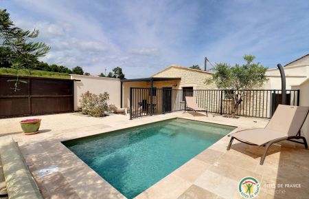 G&icirc;te n&deg;294718 Saint-Sauveur-de-Cruzi&egrave;res - Ard&egrave;che - Piscine priv&eacute;e terrasse couverte et espace ext&eacute;rieur clos