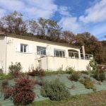 G&icirc;te avec jardin