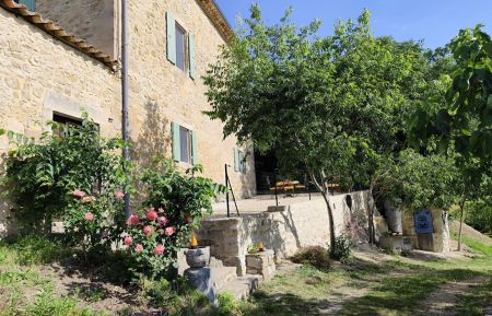 G&icirc;te n&deg;328026 Vagnas - Ard&egrave;che - L'arriv&eacute;e