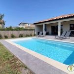 Villa ind&eacute;pendante avec piscine priv&eacute;e terrasse couverte