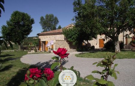 Chambre d'h&ocirc;tes n&deg;428 Vesseaux - Ard&egrave;che - Notre maison d'h&ocirc;tes