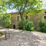 B&acirc;tisse pleine de charme et ses 5 chambres d'h&ocirc;tes
