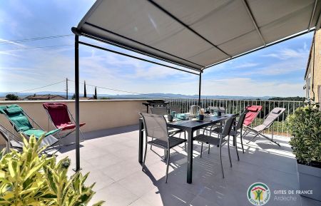 G&icirc;te n&deg;117715 Lablach&egrave;re - Ard&egrave;che - G&icirc;te avec terrasse couverte et magnifique vue