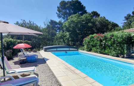 G&icirc;te n&deg;58705 Chassiers - Ard&egrave;che - La piscine &agrave; partager