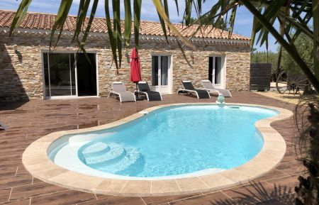 G&icirc;te n&deg;101707 Grospierres - Ard&egrave;che - Piscine privative du g&icirc;te