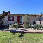 G&icirc;te Mas du Petit Chaussy avec terrasse