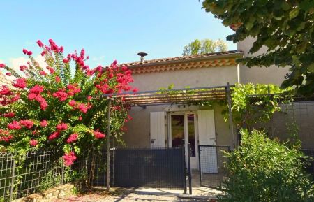 G&icirc;te n&deg;348002 Vog&uuml;&eacute; - Ard&egrave;che - G&icirc;te Le Lilas des Indes et son parking priv&eacute;