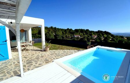 G&icirc;te n&deg;58709 Chassiers - Ard&egrave;che - Une vue exceptionnelle !