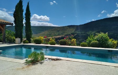 G&icirc;te n&deg;340700 Veyras - Ard&egrave;che - La piscine ouverte 