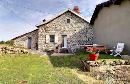 G&icirc;te n&deg;80700 Devesset - Ard&egrave;che - photo