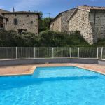 Piscine partag&eacute;e de la Ferme de Simondon
