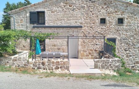 G&icirc;te n&deg;74702 Creysseilles - Ard&egrave;che - photo