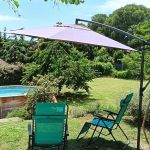 Piscine hors sol privative avec grand jardin et jolie vue sur le clocher du village