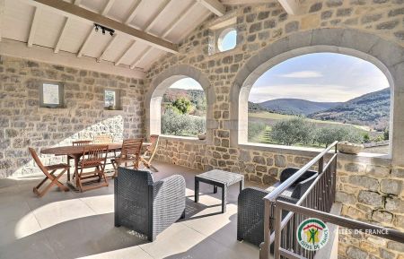 G&icirc;te n&deg;273701 Saint-Maurice-d'Ibie - Ard&egrave;che - photo