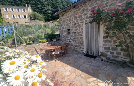 G&icirc;te n&deg;239009 Saint-Genest-Lachamp - Ard&egrave;che - photo
