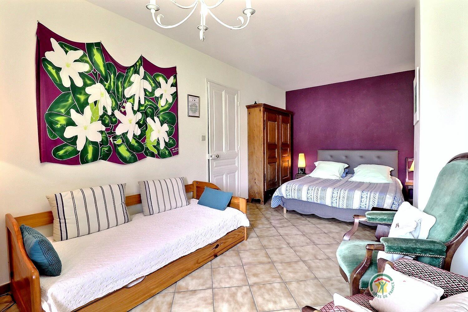 Chambre familiale Constance avec lit en 160 et lit en 90 photo 8
