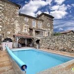 Piscine privée et chauffée Piscine privée et chauffée
