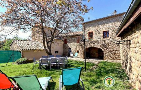 G&icirc;te n&deg;274700 Saint-Maurice-en-Chalencon - Ard&egrave;che - photo