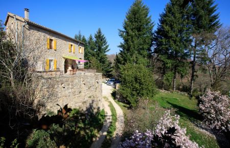 G&icirc;te n&deg;24019 Banne - Ard&egrave;che - photo