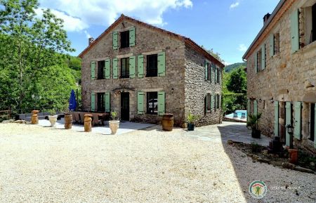 G&icirc;te n&deg;18015 Astet - Ard&egrave;che - Bienvenue au G&icirc;te du S&eacute;dassier