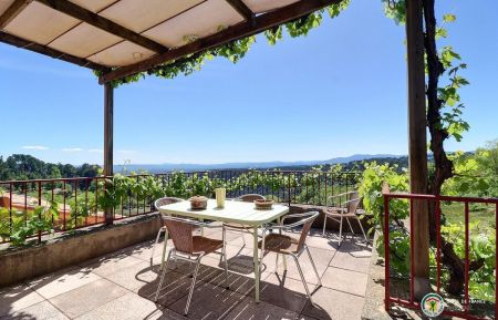 G&icirc;te n&deg;189014 Ribes - Ard&egrave;che - La terrasse de La Tourelle