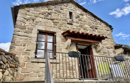 G&icirc;te n&deg;305700 Les Salelles - Ard&egrave;che - G&icirc;te L'Appartement (en &eacute;tage)