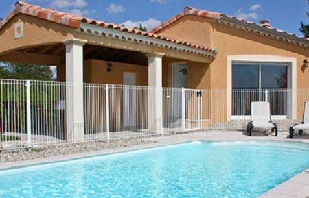G&icirc;te n&deg;330700 Vallon-Pont-d'Arc - Ard&egrave;che - G&icirc;te Le Patio