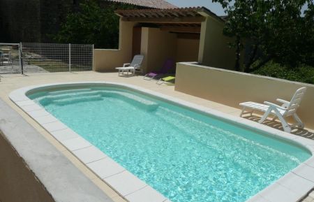 Piscine ouverte du 1 mai au 27 septembre dim. 7.50x3.50 prof. 1.10 à 1.70 à partager avec le gîte La Feneire de Marthe Gîte n°134701 Laurac-en-Vivarais - Ardèche - Piscine ouverte du 1 mai au 27 septembre dim. 7.50x3.50 prof. 1.10 à 1.70 à partager avec le gîte La Feneire de Marthe