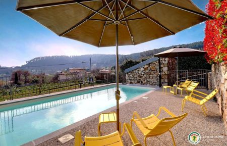 La piscine et son bel environnement Gîte n°307708 Sanilhac - Ardèche - La piscine et son bel environnement