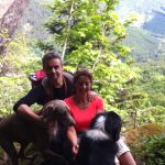 Kristin et Thierry avec leur chienne Ipsos